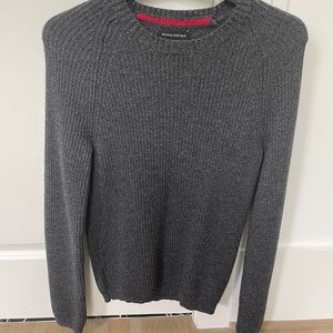 Banana republic men’s warm sweater size S